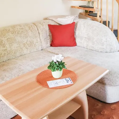 Apartment 1 Bedroom Stunning In